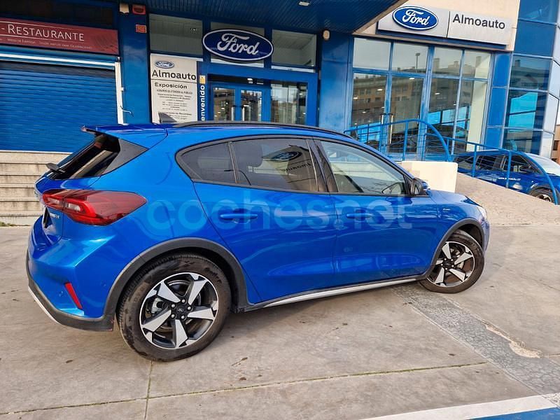 Azul Usado 2023 Ford Focus Active Berlina | 22.350 € (Precio justo) - Imagen 1/4