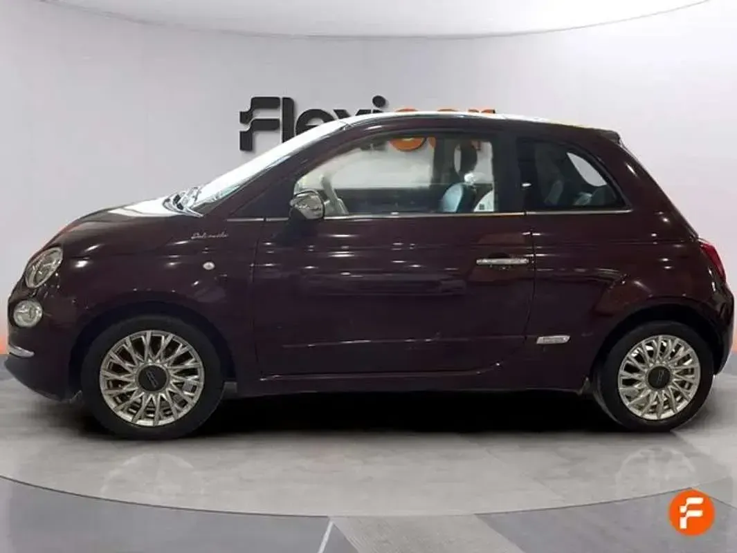 Usado Fiat 500 Dolcevita 71 CV (52 kW) 2021 Burdeos Descapotable
