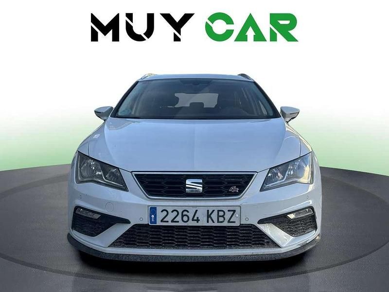 Usado Seat Leon ST FR 150 CV (110 kW) 2017 Blanco Familiar
