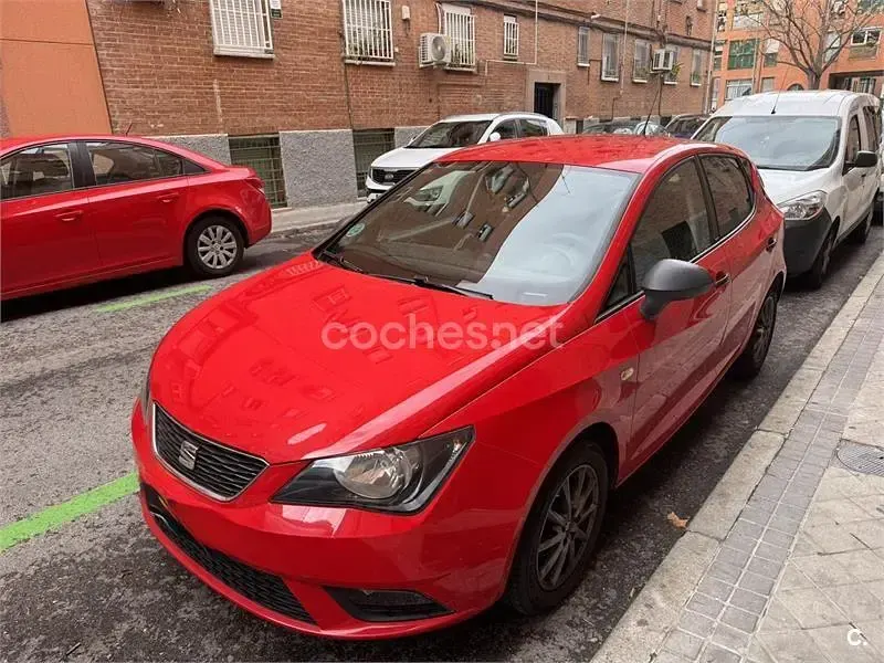 Usado Seat Ibiza I-Tech 85 CV (62 kW) 2015 Rojo Berlina