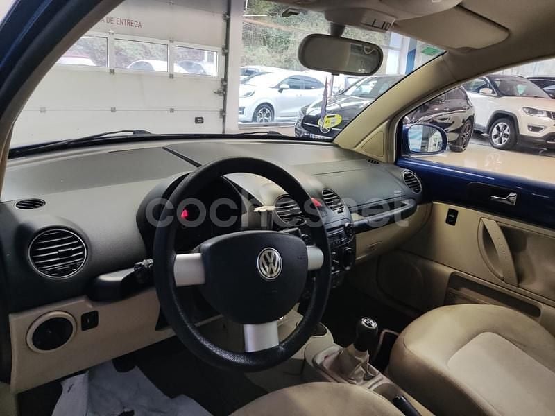 Usado VW New Beetle 105 CV (77 kW) 2008 Azul Utilitario