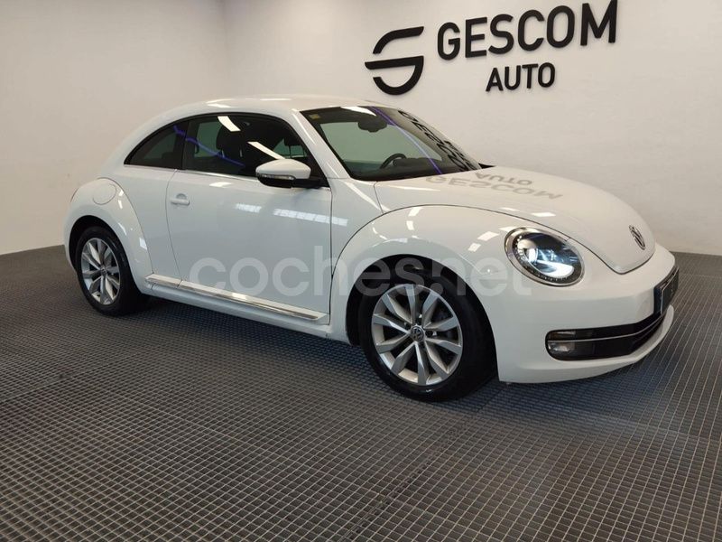 Blanco Usado 2016 VW Beetle Design Berlina | 11.900 € (Precio justo) - Imagen 1/4