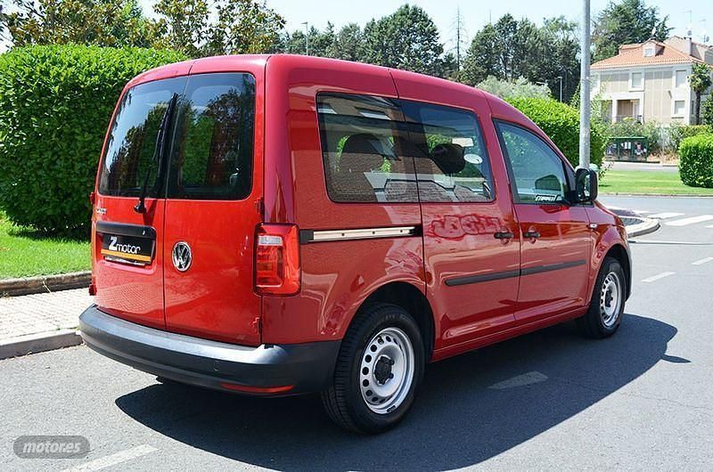 Usado VW Caddy Edition 102 CV (75 kW) 2020 Rojo Monovolumen