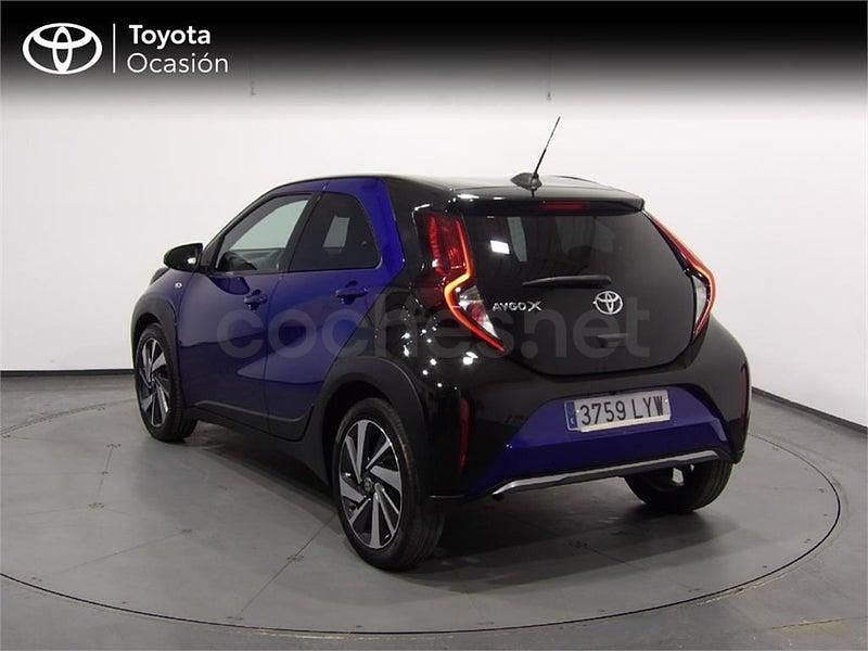Usado Toyota Aygo X 72 CV (52 kW) 2022 Azul SUV