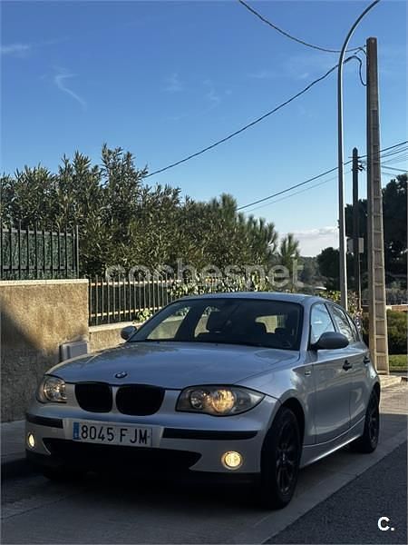 Gris / plata Usado 2007 BMW 118 Utilitario | 3900 € (Buen precio) - Imagen 1/4