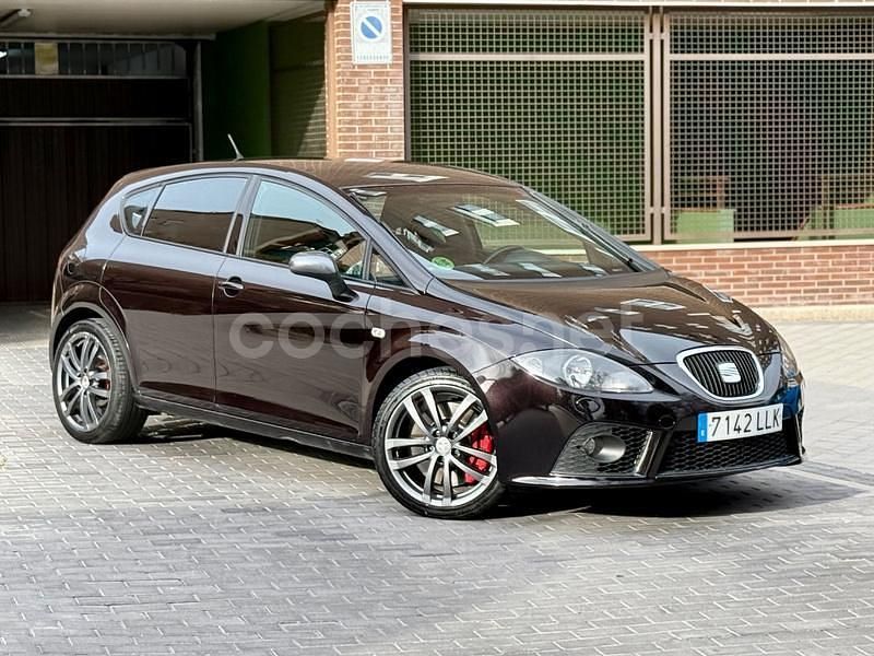 Negro Usado 2007 Cupra Leon Berlina | 9990 € (Precio justo) - Imagen 1/4