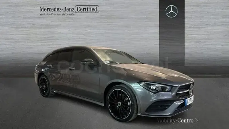 Usado Mercedes CLA250e Shooting Brake 218 CV (160 kW) 2022 Gris / plata Familiar