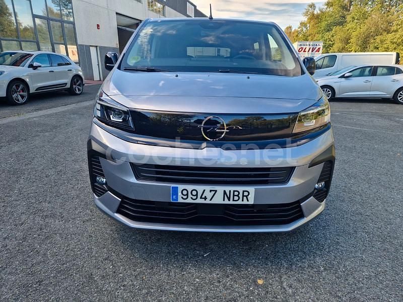 Usado Opel Zafira 177 CV (130 kW) 2025 Gris / plata Monovolumen