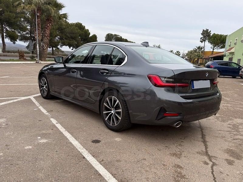 Usado BMW 320e 190 CV (139 kW) 2021 Gris / plata Berlina