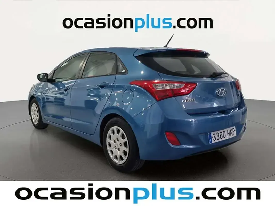 Usado Hyundai i30 101 CV (74 kW) 2013 Azul Utilitario