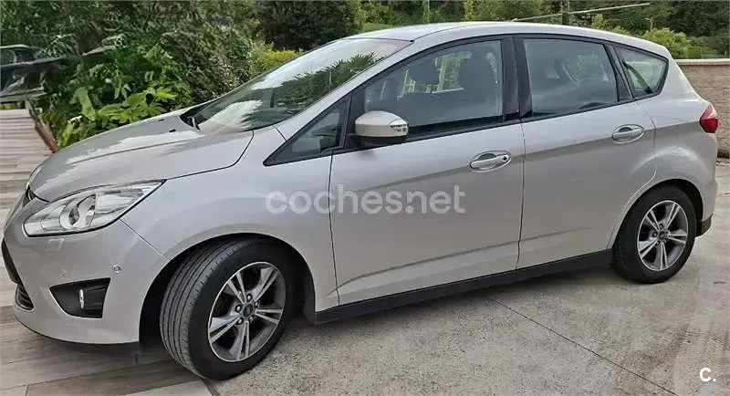Usado Ford C-MAX Trend 125 CV (91 kW) 2015 Gris / plata Monovolumen