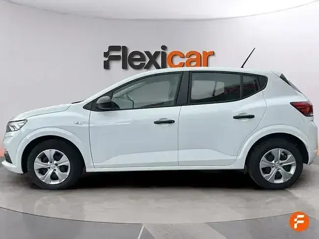Usado Dacia Sandero Essentiel 101 CV (74 kW) 2022 Blanco Berlina