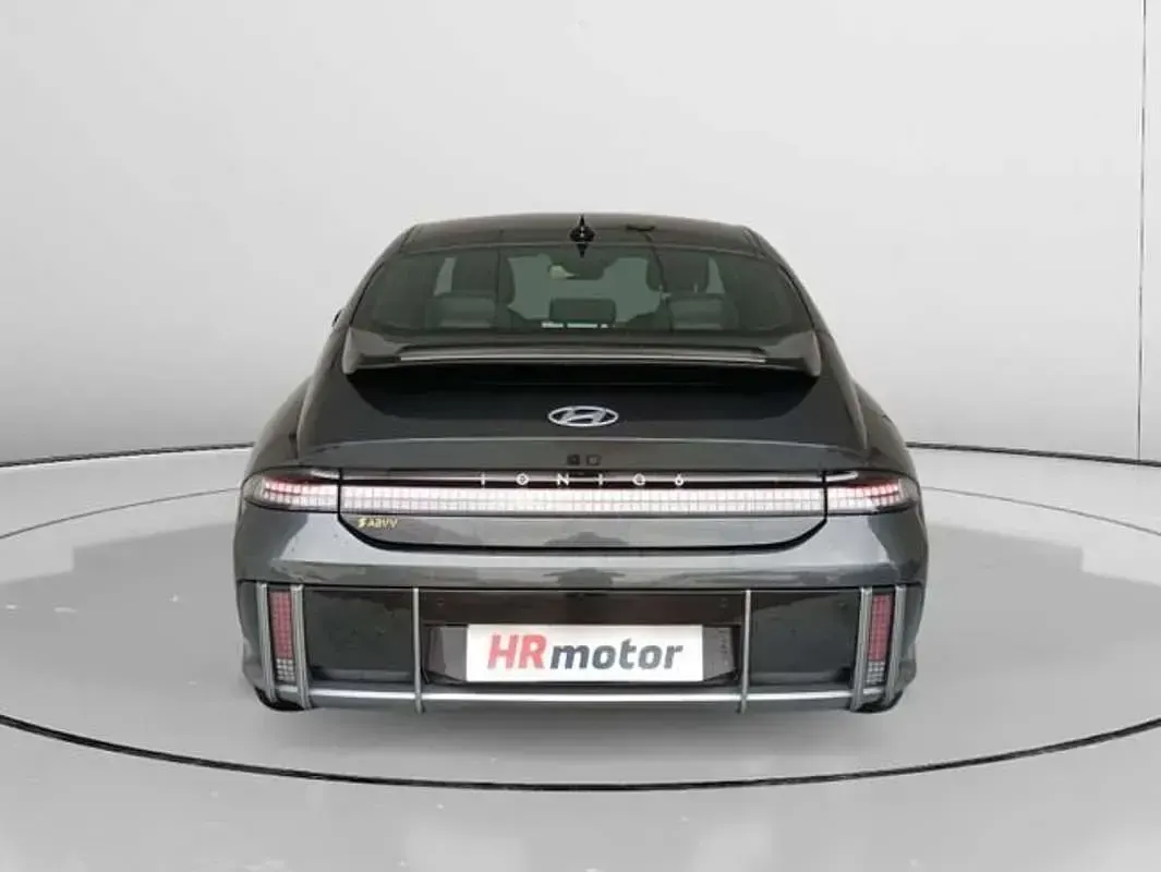 Usado Hyundai Ioniq 6 167 kW (228 CV) 2023 Gris Berlina