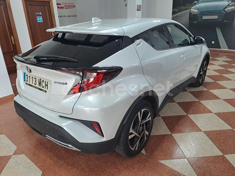 Usado Toyota C-HR Advance 184 CV (135 kW) 2022 Blanco SUV