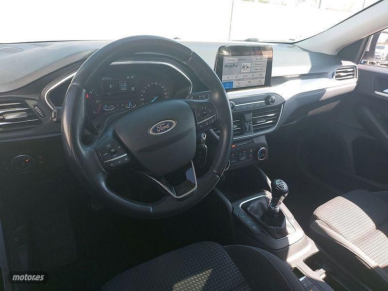 Blanco Usado 2020 Ford Focus Trend+ Berlina | 9990 € (Precio justo) - Imagen 1/1
