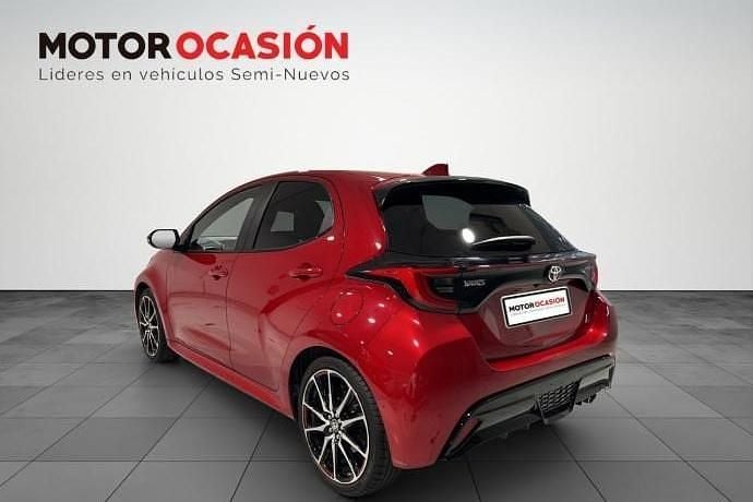 Usado Toyota Yaris Hybrid Sport 2023