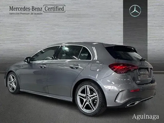 Usado Mercedes A200 150 CV (110 kW) 2024 Gris montaña