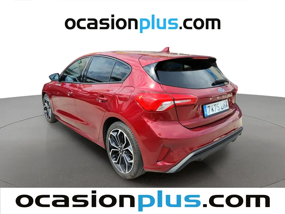 Usado Ford Focus ST-Line 125 CV (91 kW) 2020 Rojo Utilitario