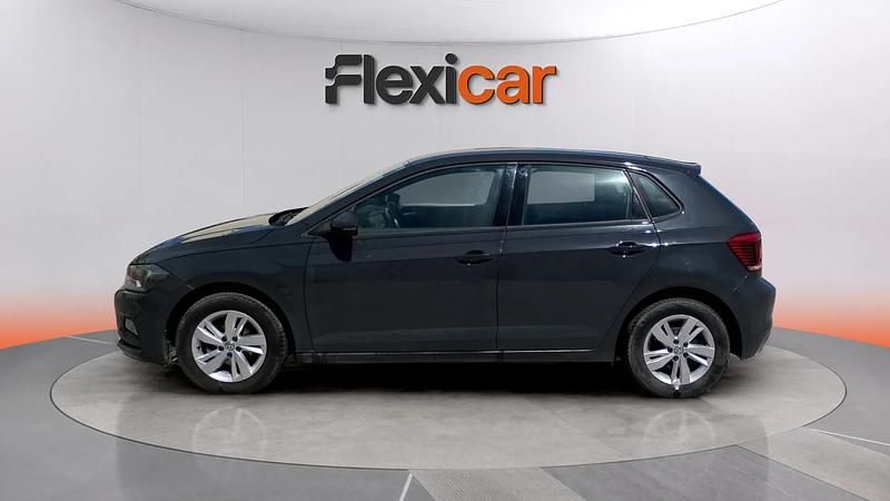 Usado VW Polo Advance 95 CV (69 kW) 2019 Gris Utilitario