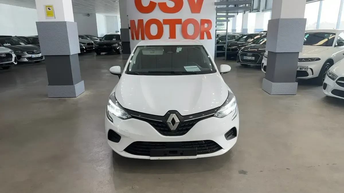 Usado Renault Clio Zen 140 CV (102 kW) 2022 Blanco Utilitario