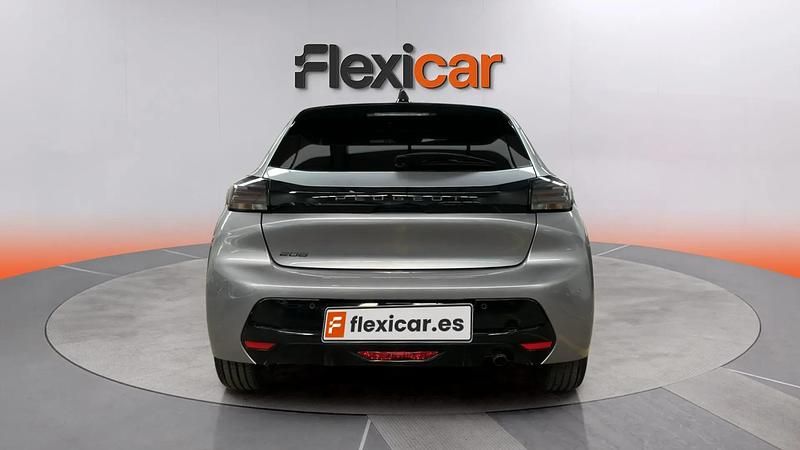 Usado Peugeot 208 Allure 101 CV (74 kW) 2025 Gris Utilitario