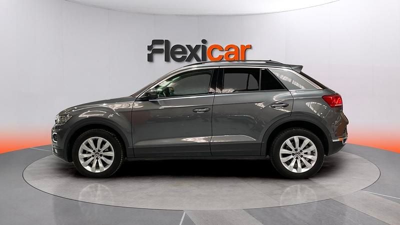Usado VW T-Roc Advance 116 CV (85 kW) 2021 Gris SUV