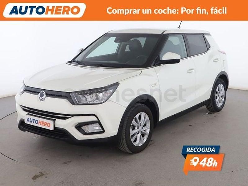 Usado Ssangyong (KGM) Tivoli 129 CV (94 kW) 2019 Blanco SUV