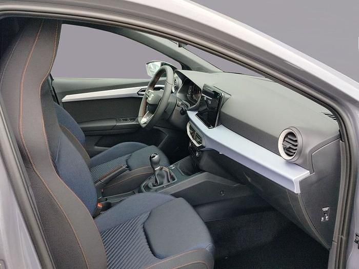 Nuevo Seat Ibiza FR 115 CV (84 kW) 2025 Gris Utilitario