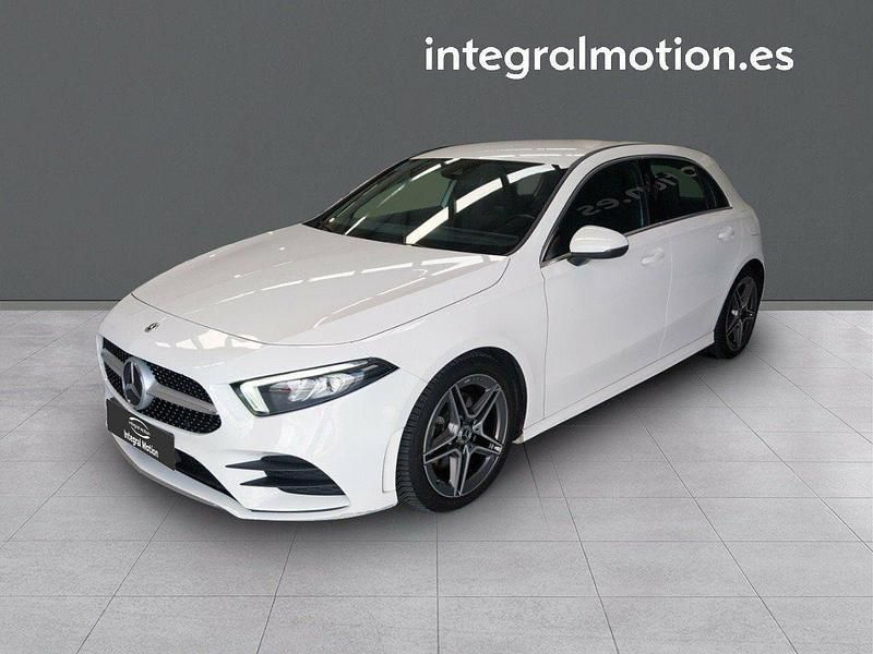 Blanco Usado 2022 Mercedes A200 Utilitario | 31.990 € (Caro) - Imagen 1/4