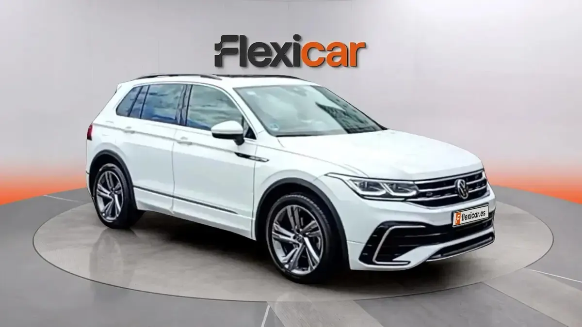 Usado VW Tiguan R-line 150 CV (110 kW) 2022 SUV