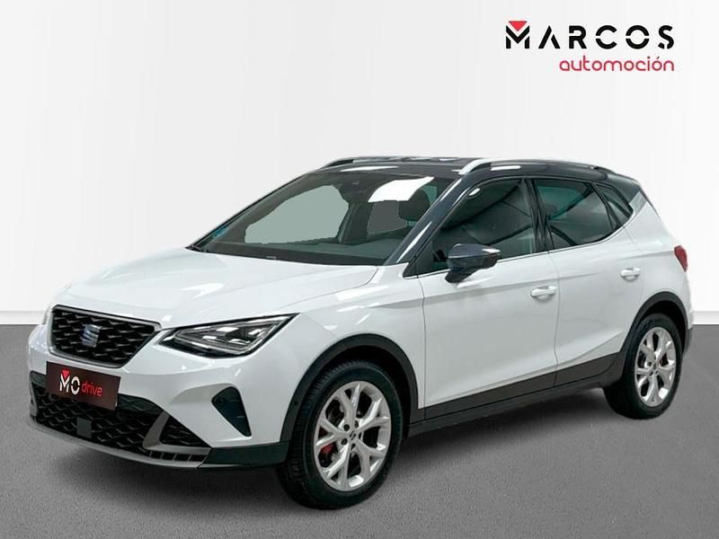 Blanco Usado 2023 Seat Arona FR SUV | 21.550 € (Un poco caro) - Imagen 1/4