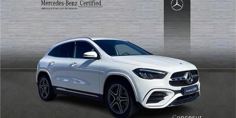 Usado Mercedes GLA200 150 HP (110 kW) 2023 Branco SUV