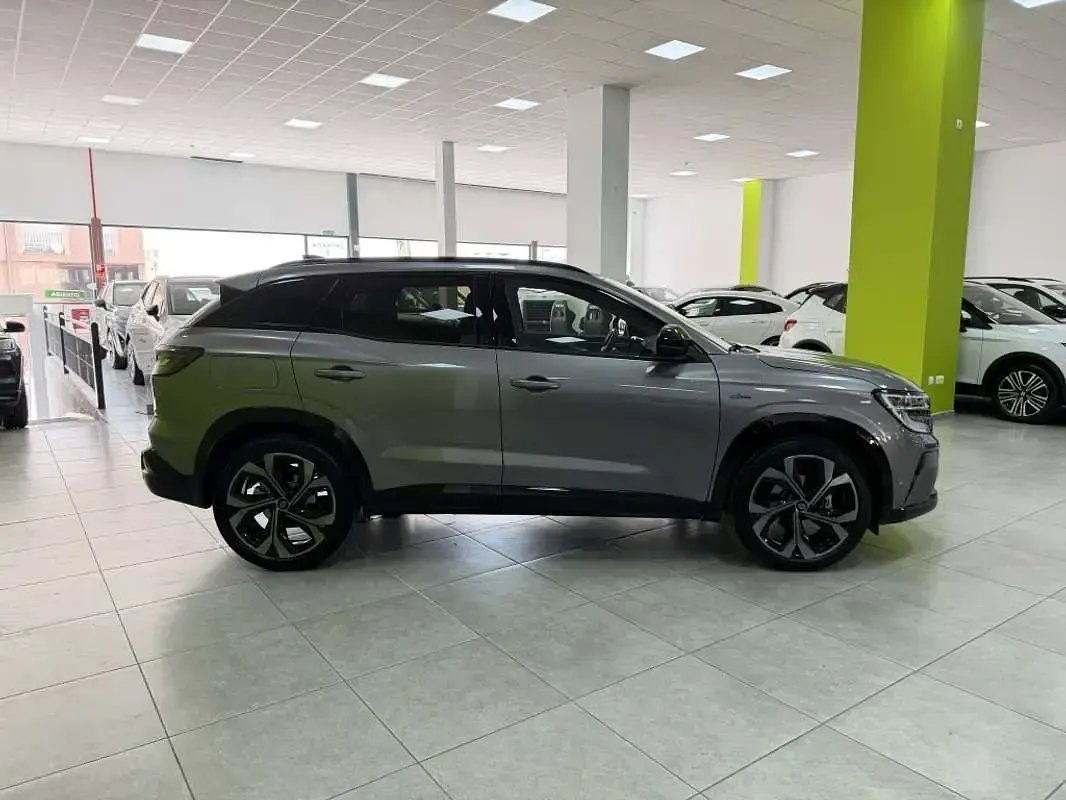 Usado Renault Austral Techno Esprit Alpine 158 CV (116 kW) 2025 Gris SUV