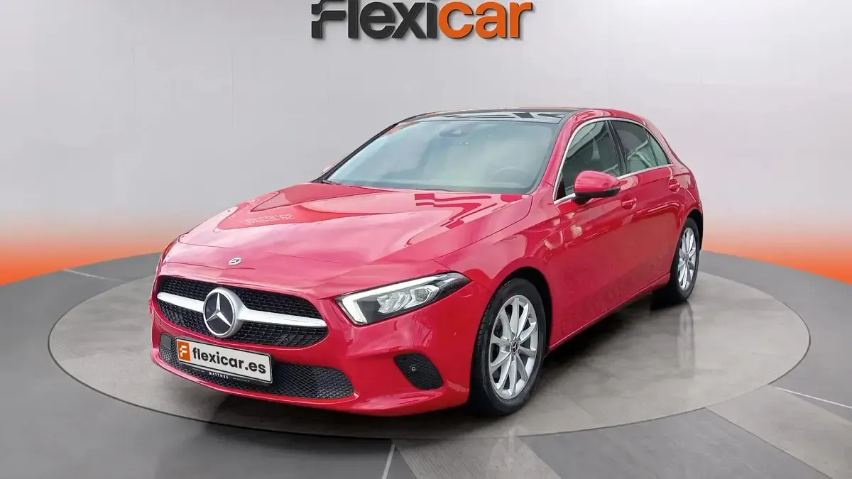 Usado Mercedes A200 150 CV (110 kW) 2019 Rojo Berlina
