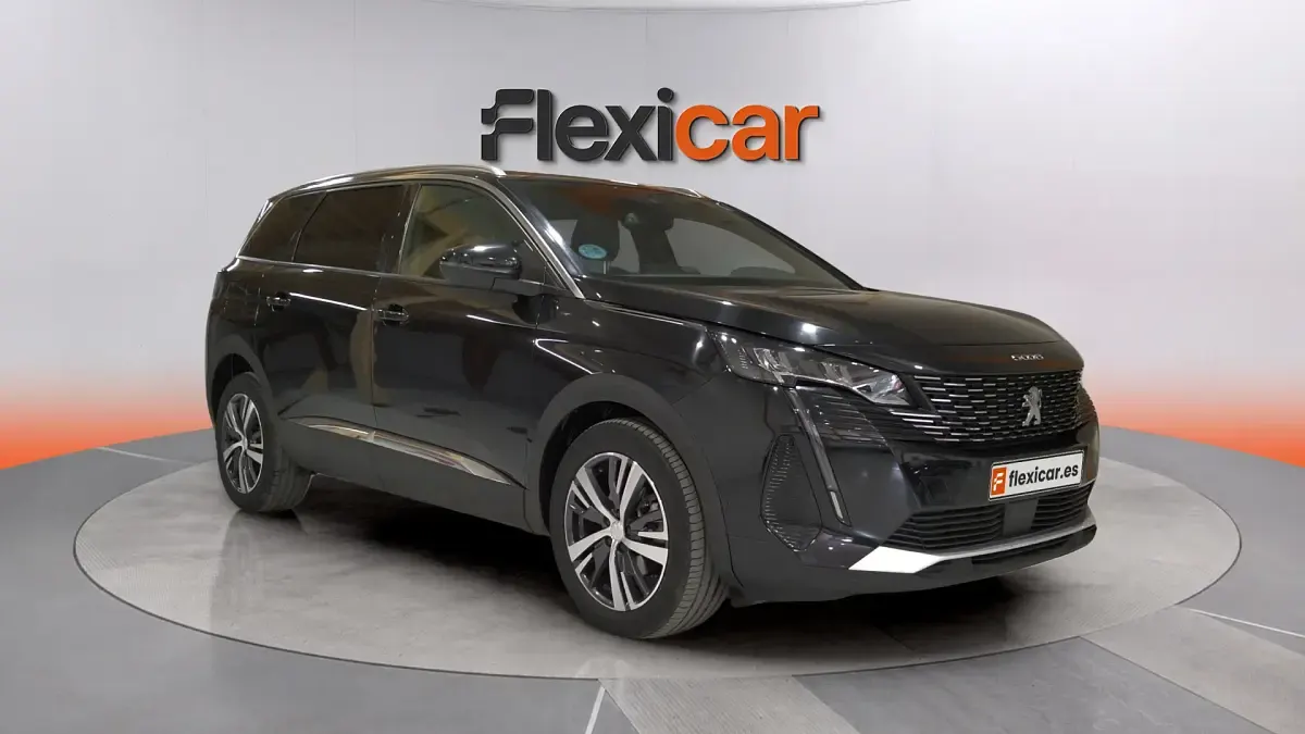 Usado Peugeot 5008 Allure 131 CV (96 kW) 2023 SUV