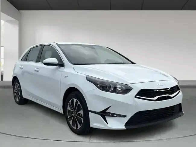 Nuevo Kia Ceed 100 CV (73 kW) 2026 Blanco Utilitario