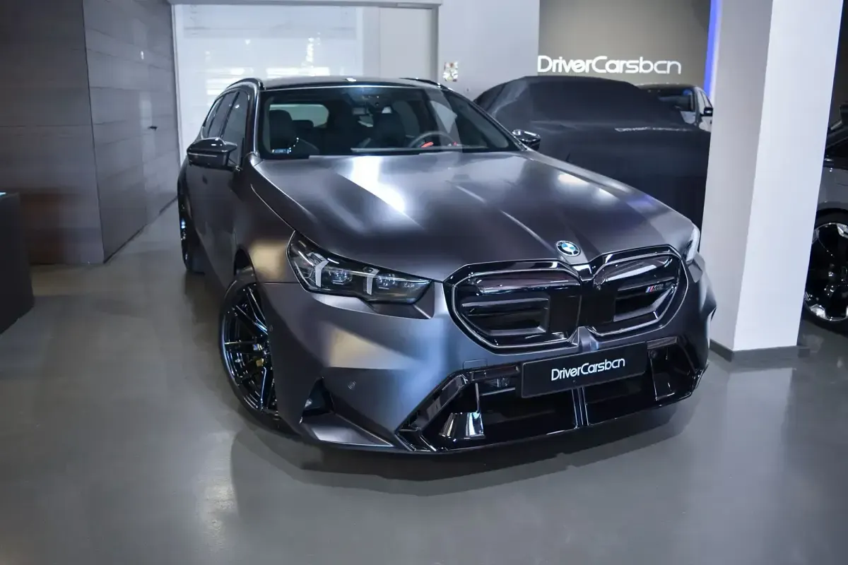 Nuevo BMW M5 Comfort Edition 727 CV (534 kW) 2026 Negro Familiar