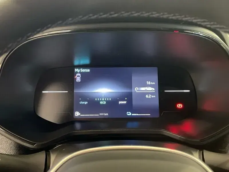 Nuevo Renault Clio V Techno 143 CV (105 kW) 2025 Rojo Berlina