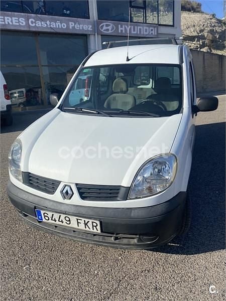 Usado Renault Kangoo 105 CV (77 kW) 2009 Blanco Monovolumen