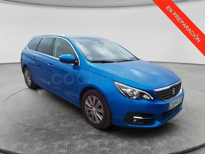 Usado Peugeot 308 SW Allure 130 CV (95 kW) 2021 Azul Familiar