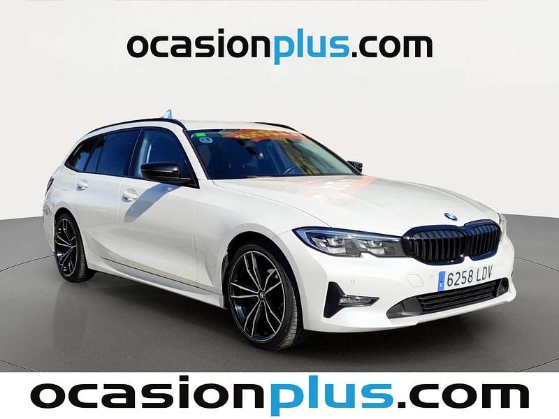 Usado BMW 318 150 CV (110 kW) 2020 Blanco Familiar