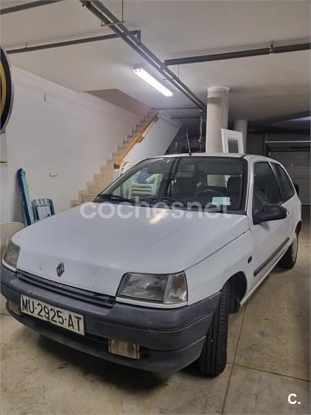 Usado Renault Clio 60 CV (44 kW) 1991 Blanco Utilitario