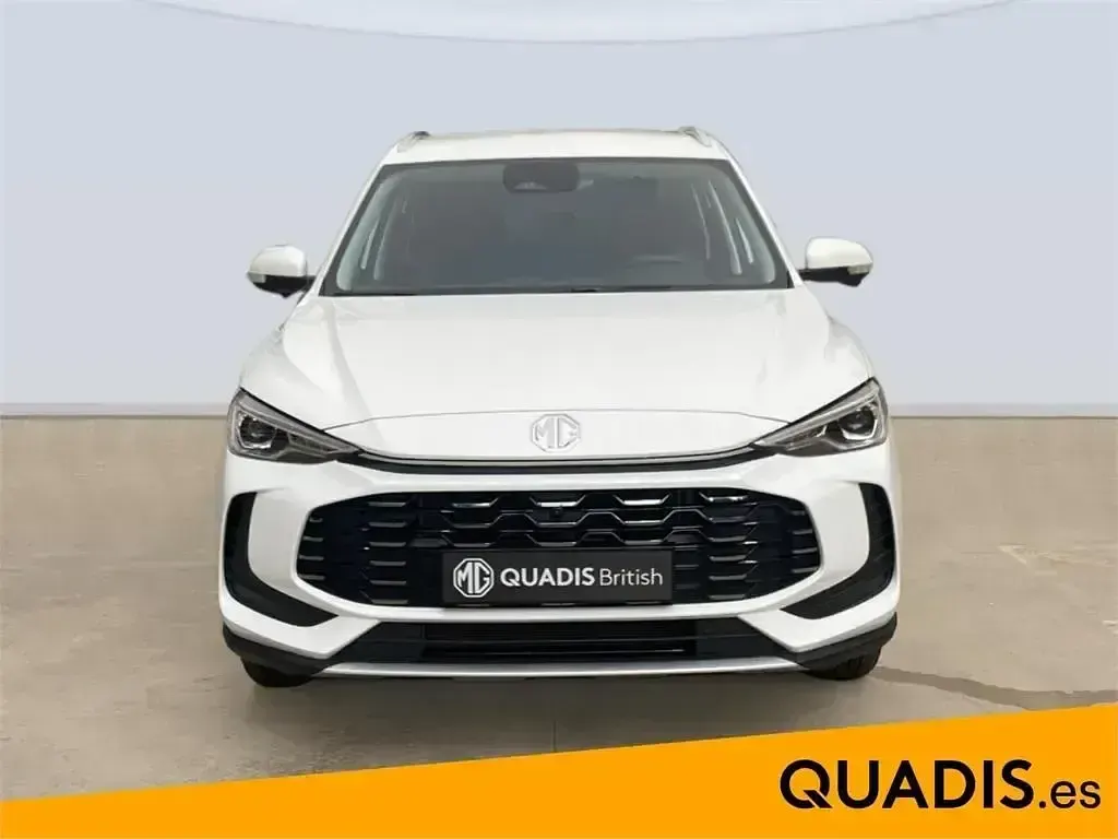 Usado MG ZS Luxury 197 CV (144 kW) 2024 Dover white Berlina