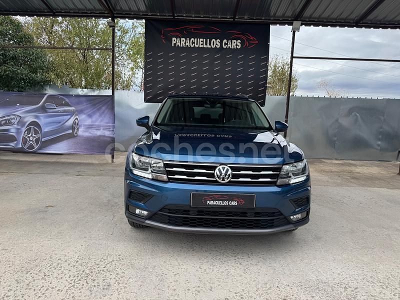 Azul Usado 2022 VW Tiguan Allspace Life SUV | 32.900 € (Precio justo) - Imagen 1/4