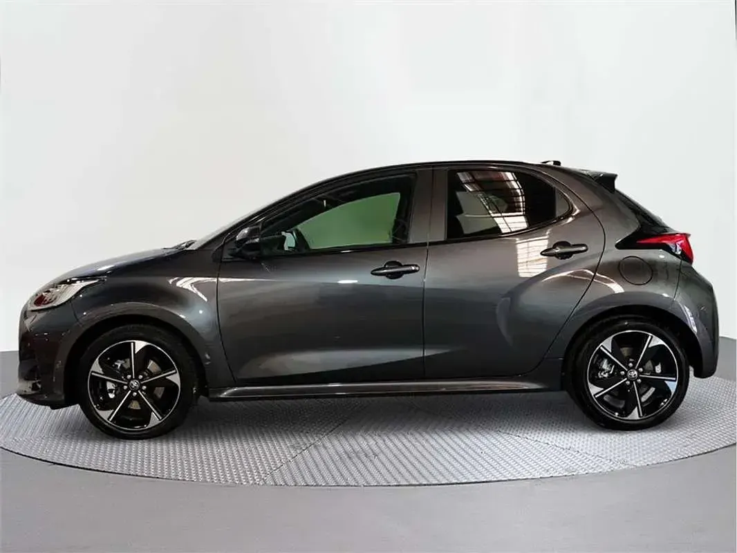 Usado Toyota Yaris Plus 116 CV (85 kW) 2026 Utilitario