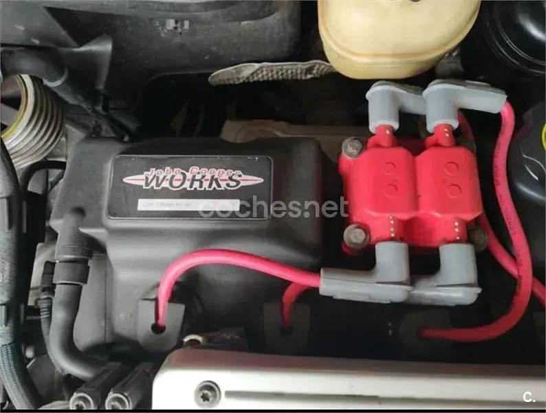 Usado Mini John Cooper Works 210 CV (154 kW) 2005 Gris / plata Utilitario