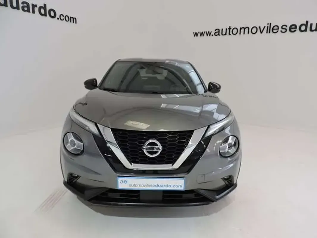 Usado Nissan Juke N-Connecta 116 CV (85 kW) 2021 Gris SUV