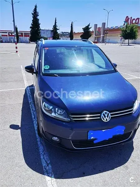 Usado VW Touran Advance 140 CV (102 kW) 2013 Azul Monovolumen