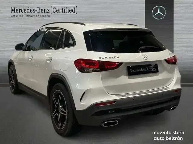 Usado Mercedes GLA220 190 CV (139 kW) 2022 Blanco SUV