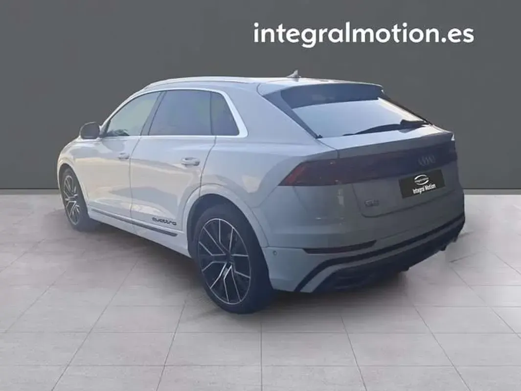 Usado Audi Q8 Business 286 CV (210 kW) 2019 Blanco SUV